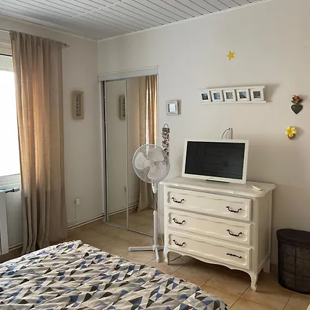 Bel Face A La Mer, Au Rdc D'une Maison En Cours De Classement Meuble, 4 Couchages, Wifi, Lxbfm26 * 波尔蒂拉盖