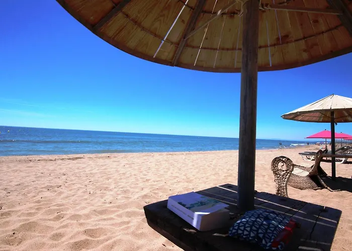 Bel Face A La Mer, Au Rdc D'une Maison En Cours De Classement Meuble, 4 Couchages, Wifi, Lxbfm26 *
