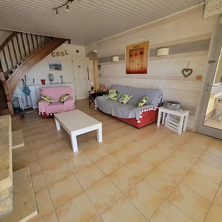 Bel Face A La Mer, Au Rdc D'une Maison En Cours De Classement Meuble, 4 Couchages, Wifi, Lxbfm26 *